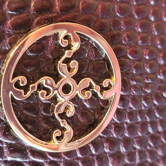 Stauer Avalon Crocodile-Embossed Handbag RETAIL 299. - Picture 6 of 9